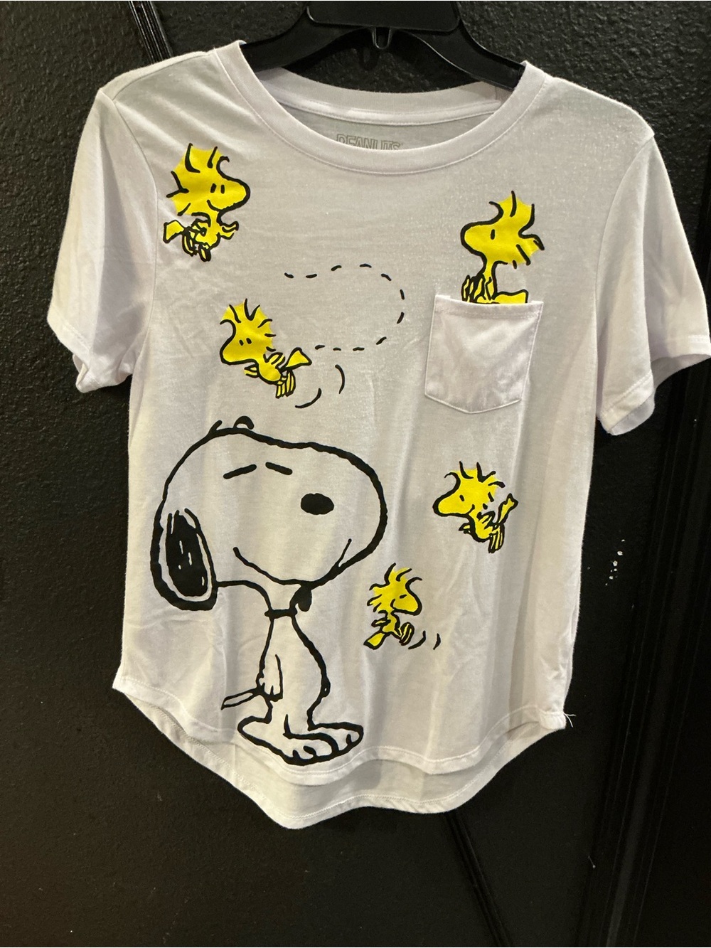 🔥 Peanuts Snoopy Woodstock Pocket Graphic Tee White Short Sleeve Shirt Women L